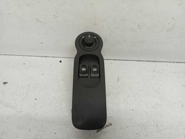 BOUTON LEVE VITRE RENAULT MODUS ( 2VITRES ) - Vue 1